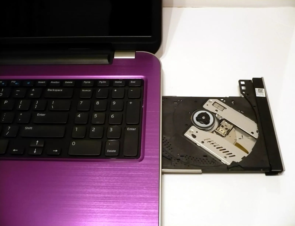 Dell Inspiron ノートPC 紫 Inspiron 14ノートパソコン - Windows Copilot+搭載 | Dell 日本