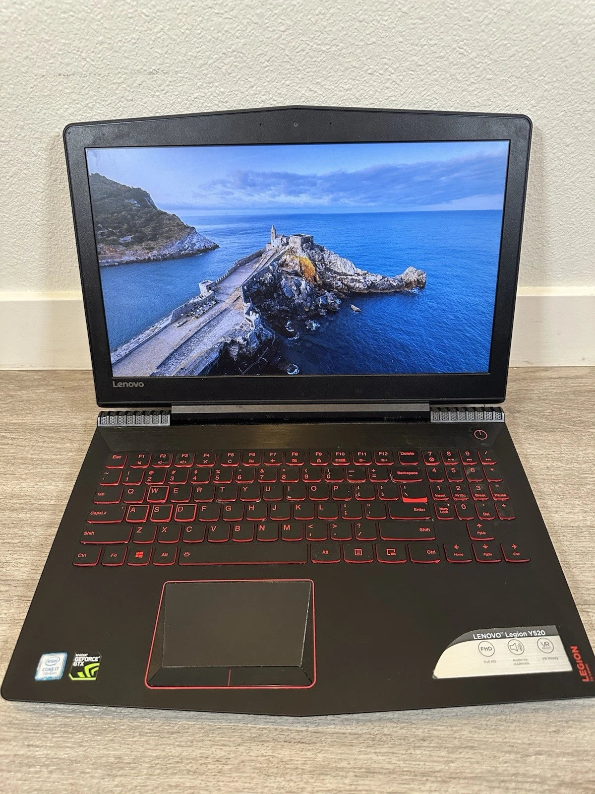 Lenovo Legion Y520-15IKBN 15.6 Lenovo Legion Y520-15IKBN 15.6