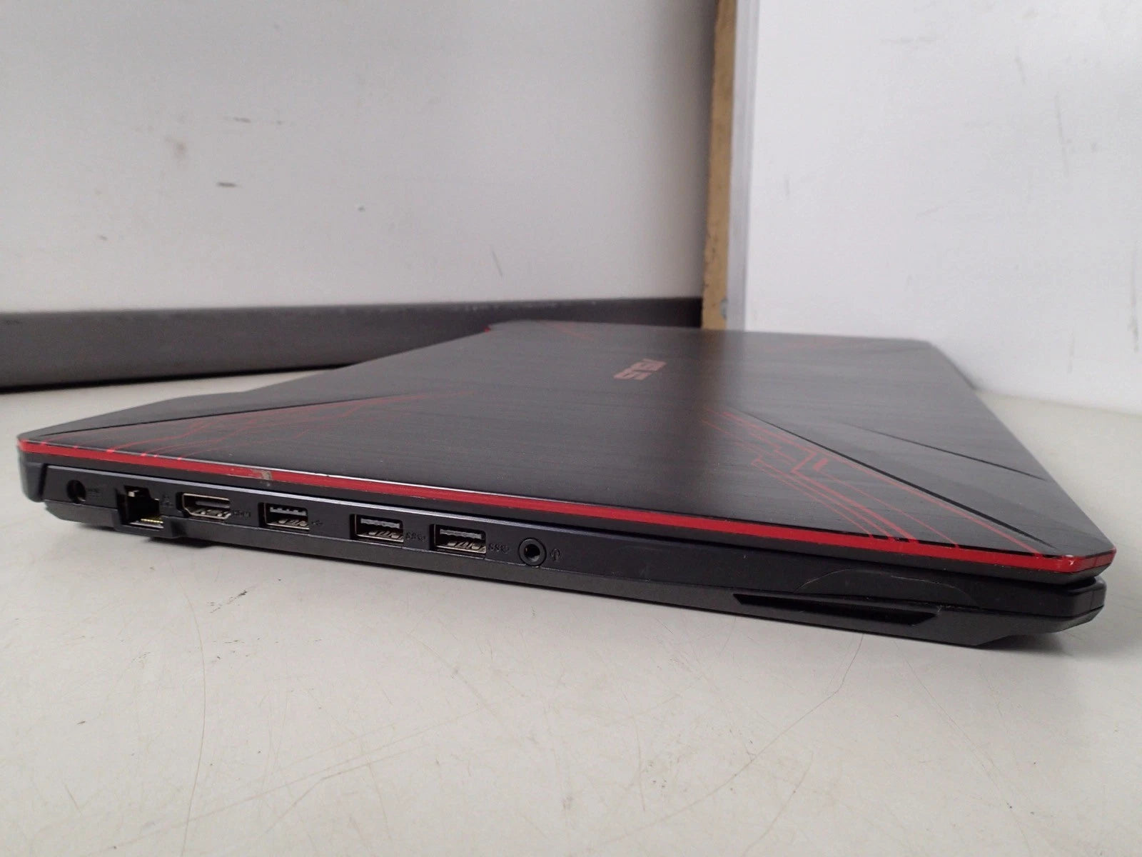 ASUS TUF FX504GD 15.6