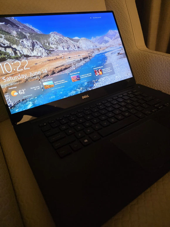 Dell XPS 15 9560 15.6