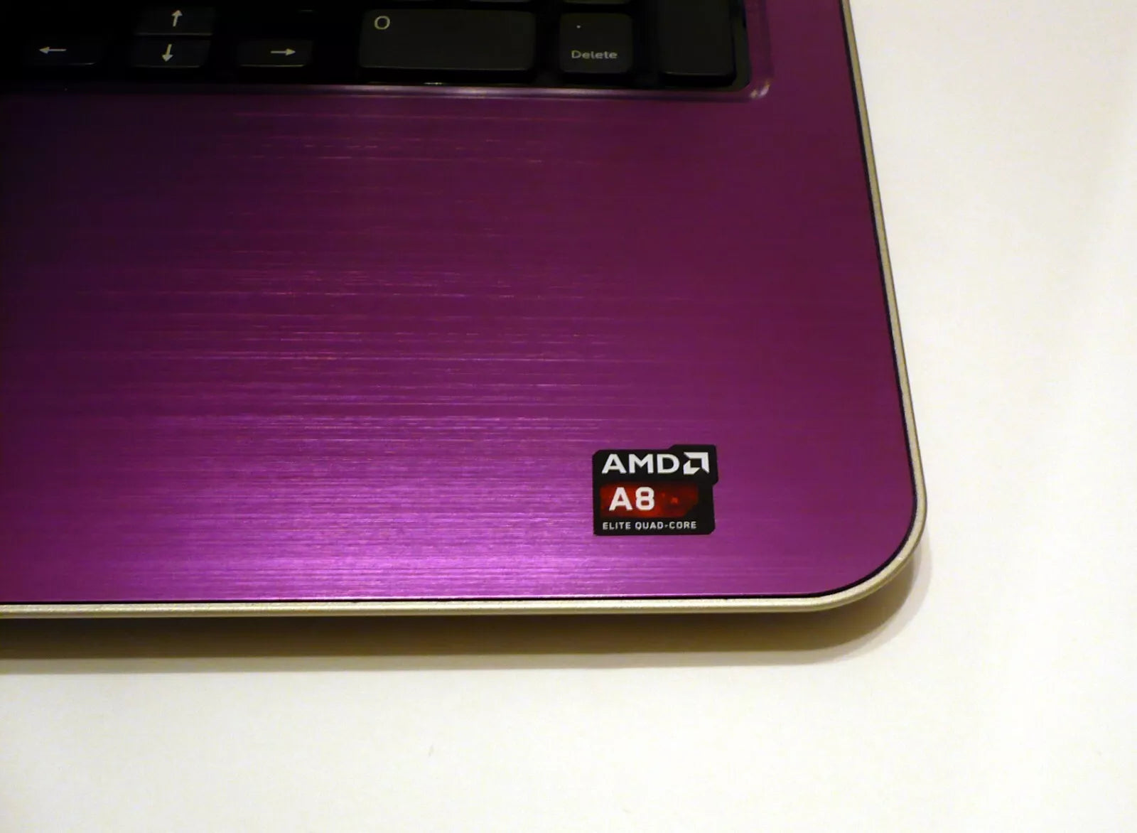 Purple Dell m731r - 17R-5735 17.3
