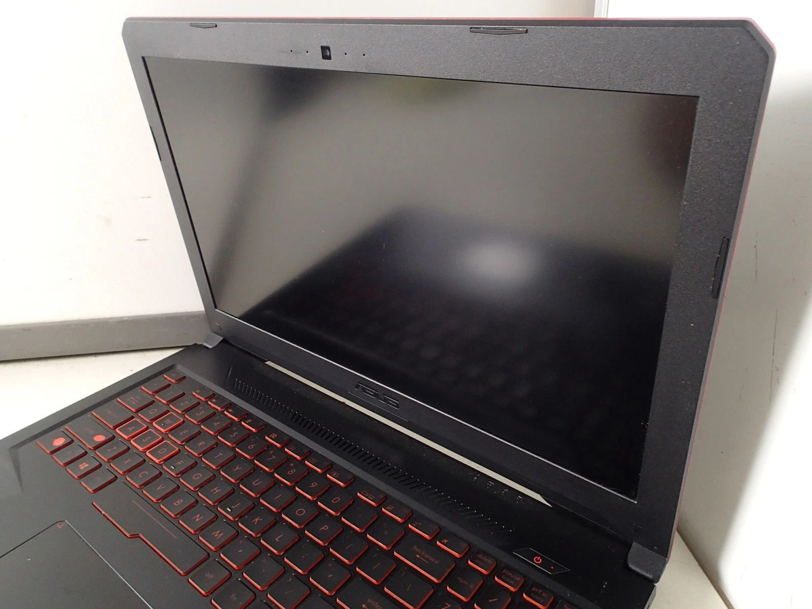 ASUS TUF FX504GD 15.6