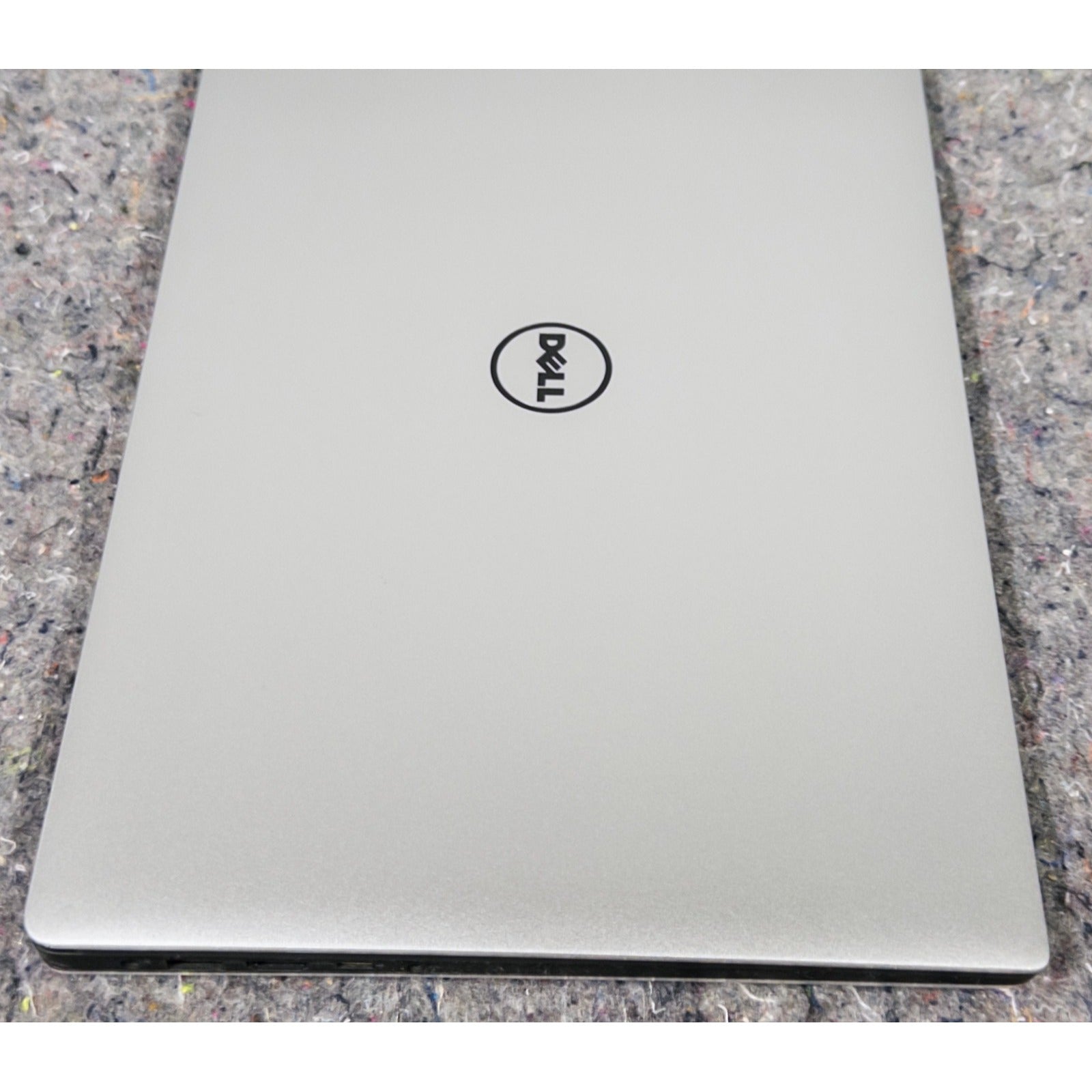 Dell XPS 15 9560 Intel Core i7-7700HQ 15.6