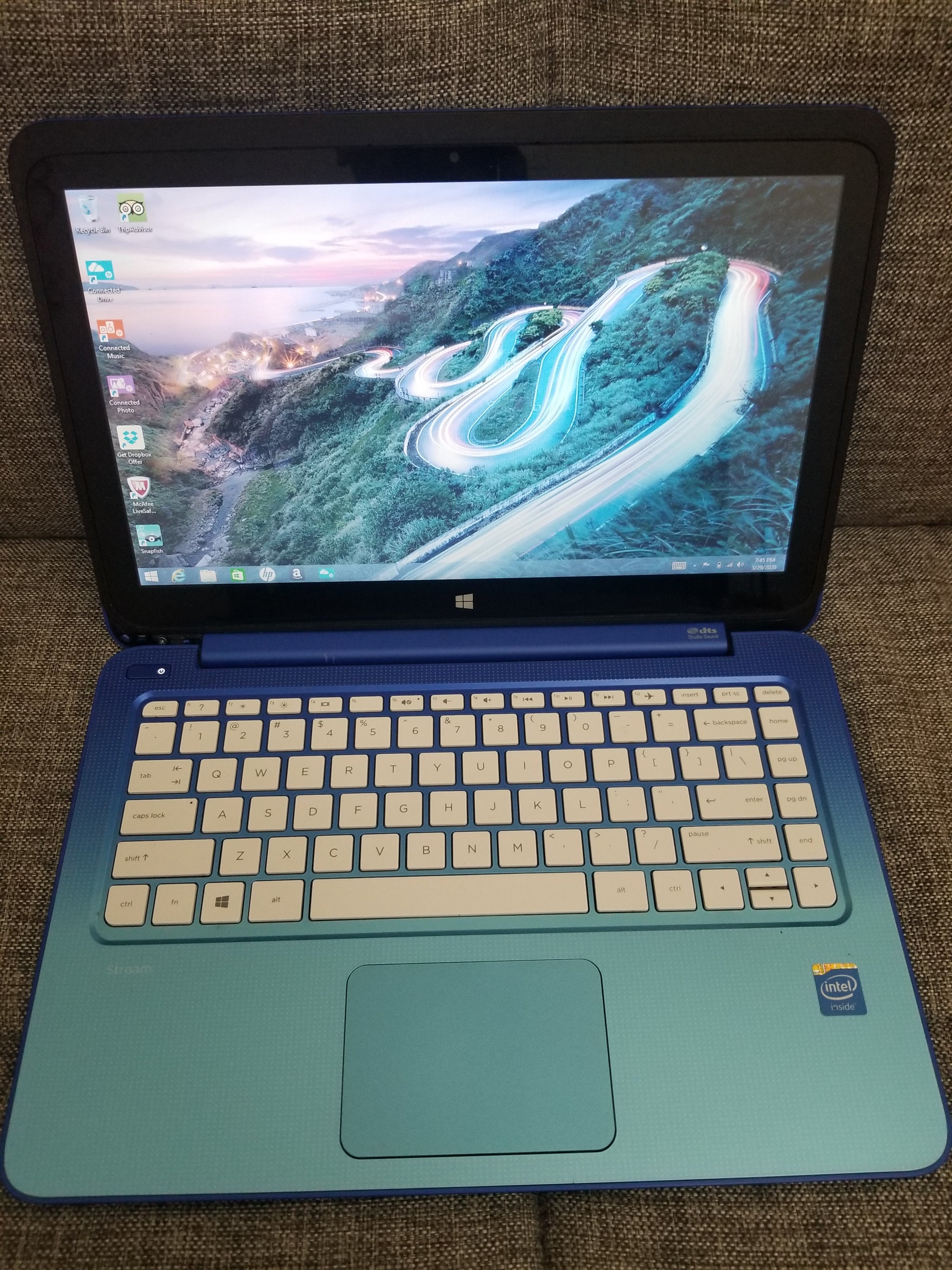 HP stream notebook good PC 13 Model 13 (blue HP laptop)