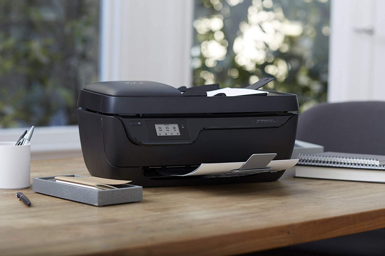 Brand New HP OfficeJet 3830 All in One Wireless Printer Print copy scan Fax k7v40a Other