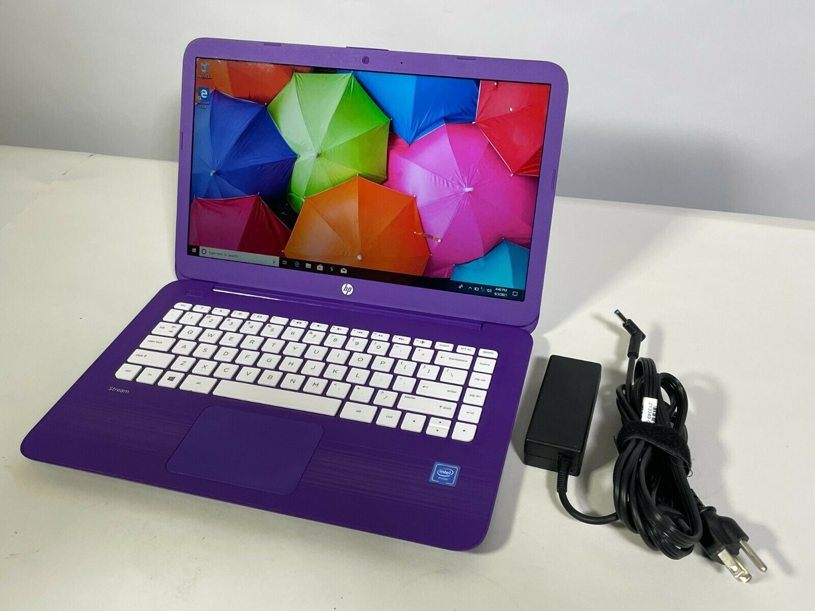 HP Stream 14in Laptop 4GB/32GB Windows store 10 PURPLE