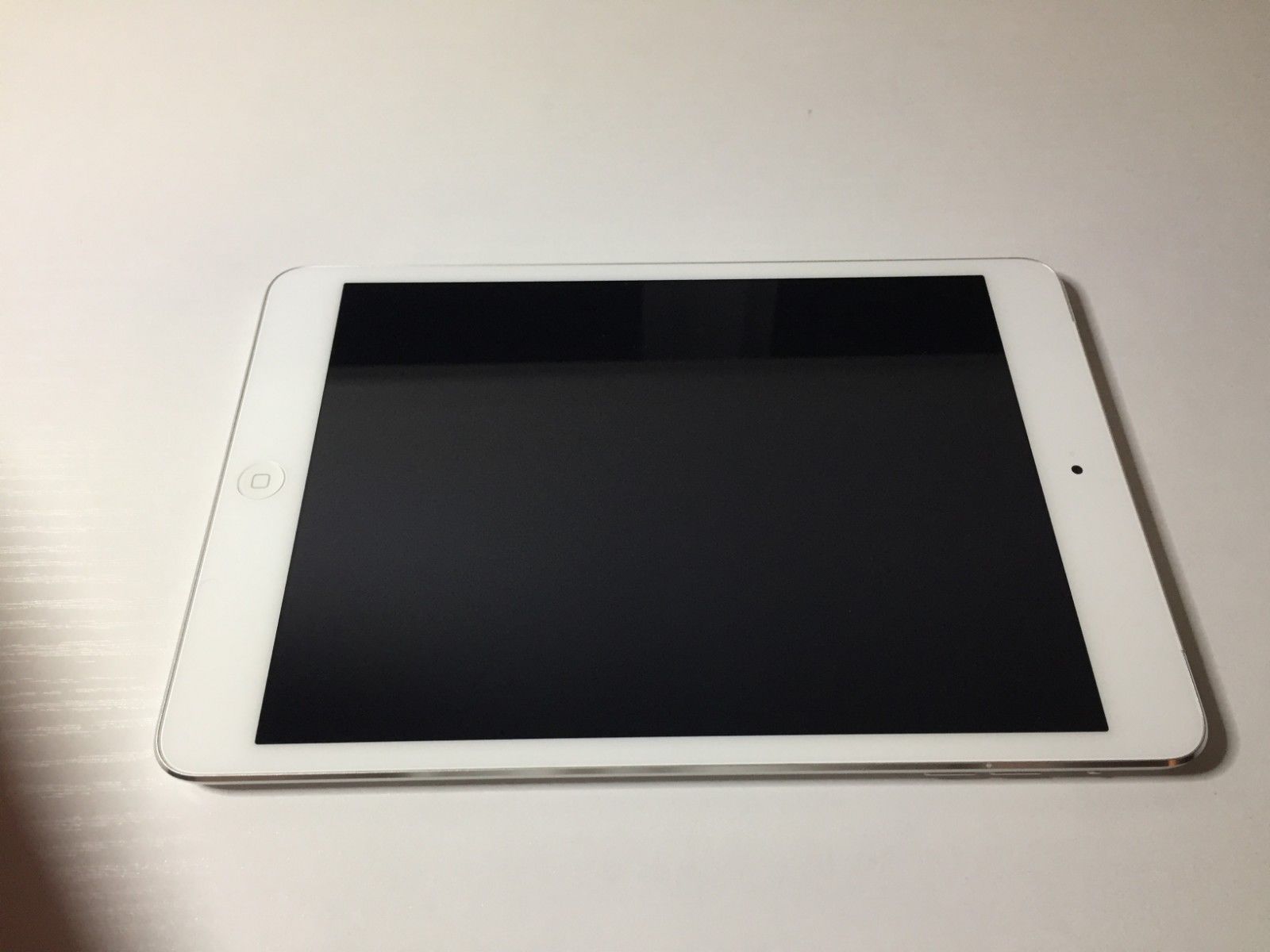 Apple iPad Mini 2 (128GB) Wi-Fi + Cellular Unlocked, 7.9in Retina 