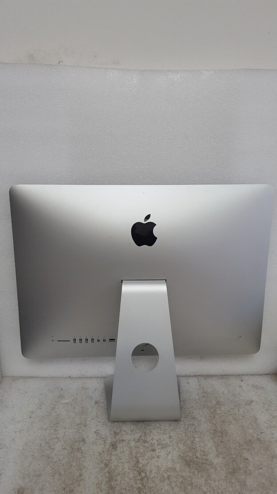 Apple iMac 21.5